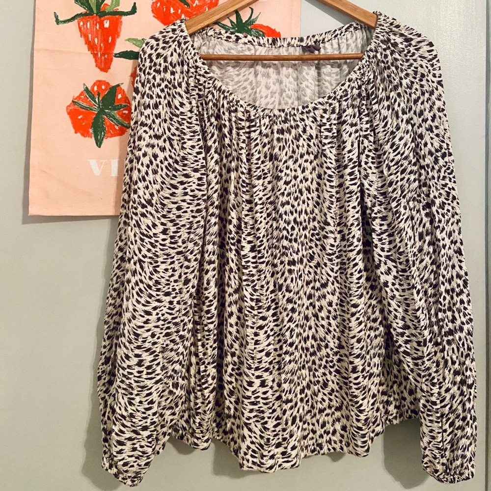 Versatile Chic Blouse!